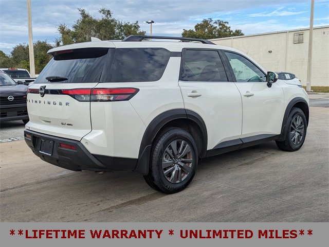 Used 2022 Nissan Pathfinder SV image 6