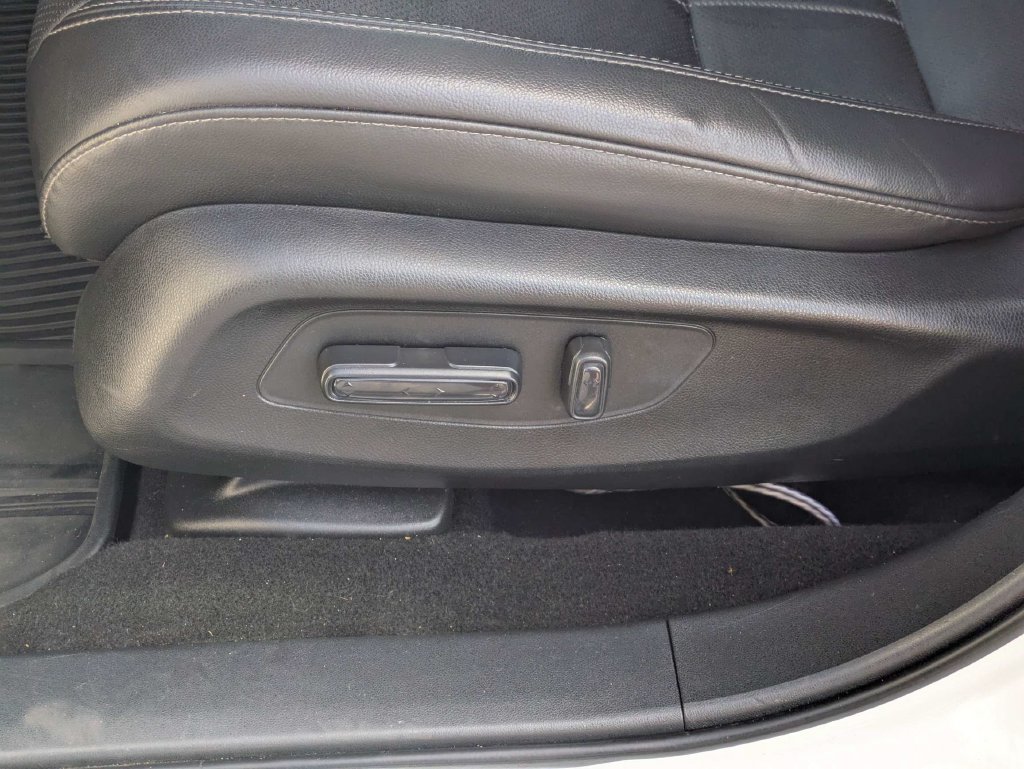 Used 2023 Honda HR-V EX-L image 20