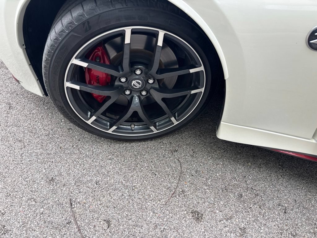 Used 2019 Nissan 370Z NISMO RWD image 40