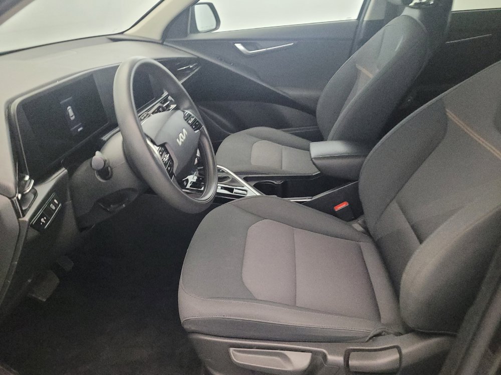 Used 2023 Kia Niro LX FWD image 17