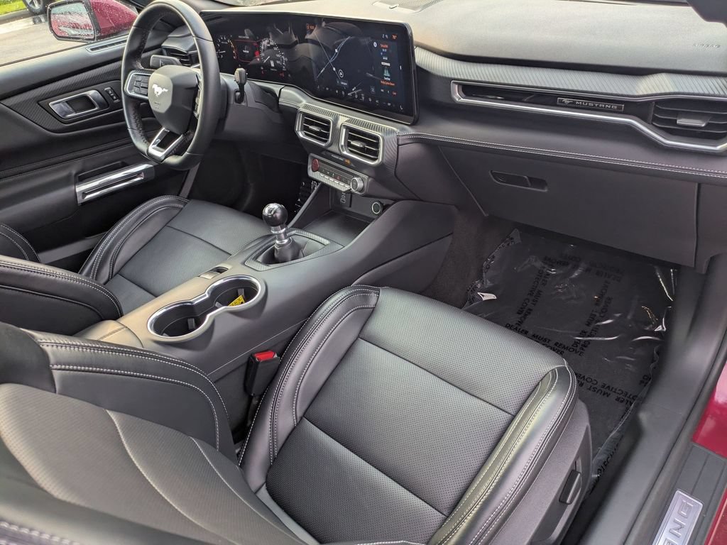 Used 2025 Ford Mustang GT Premium RWD image 33