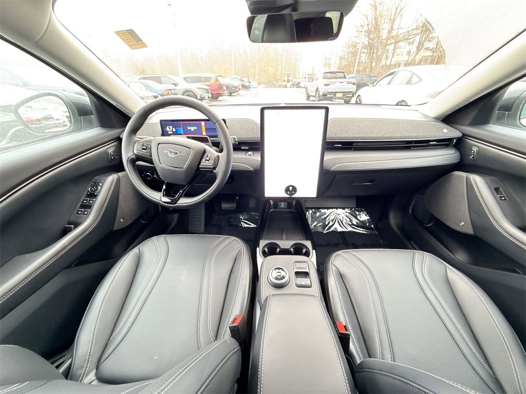 Used 2023 Ford Mustang Mach-E Premium image 22