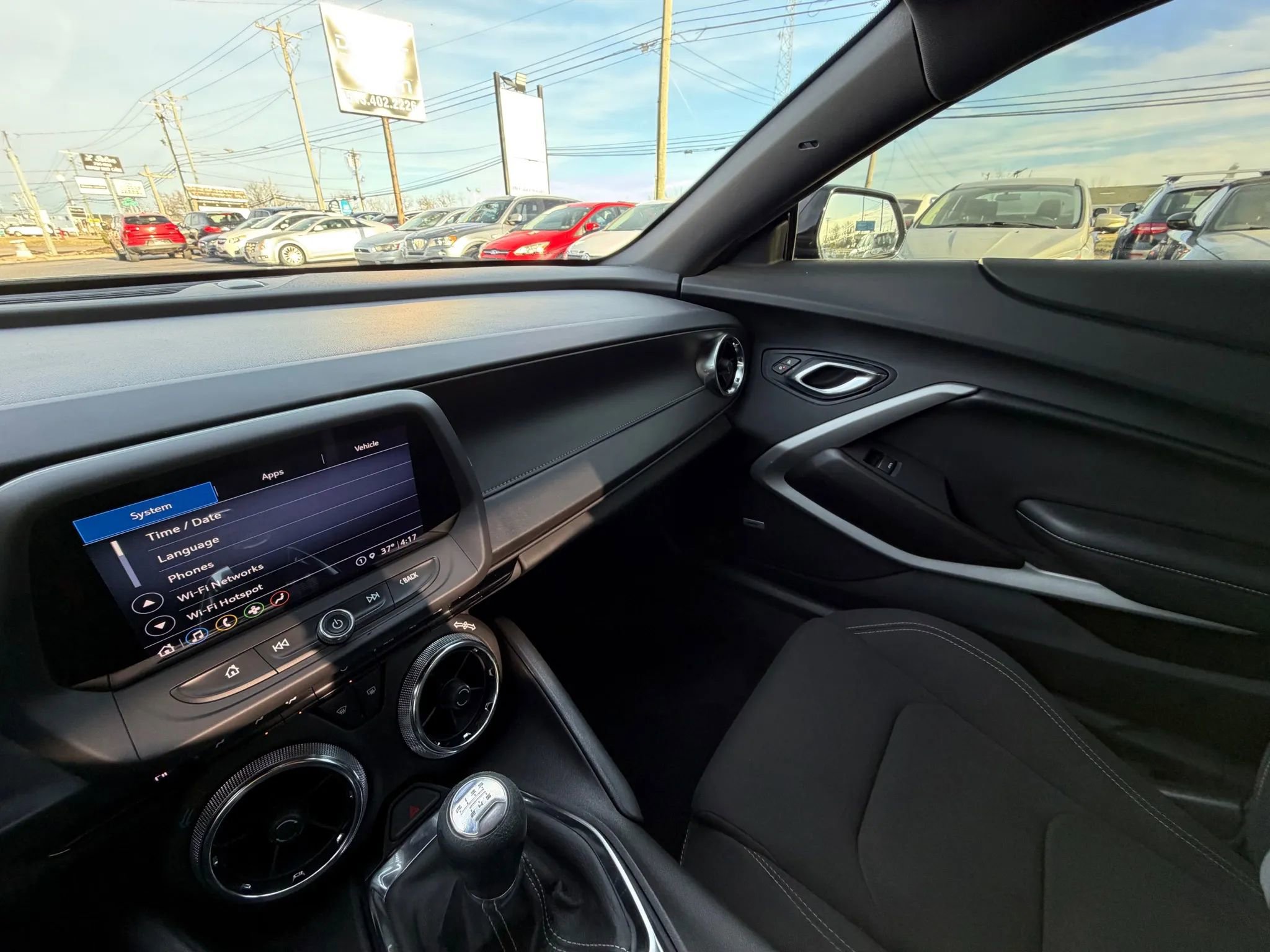 Used 2021 Chevrolet Camaro LT w/ RS Package image 16