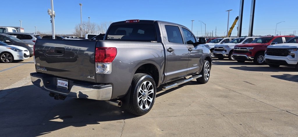 Used 2013 Toyota Tundra 4x4 CrewMax image 7