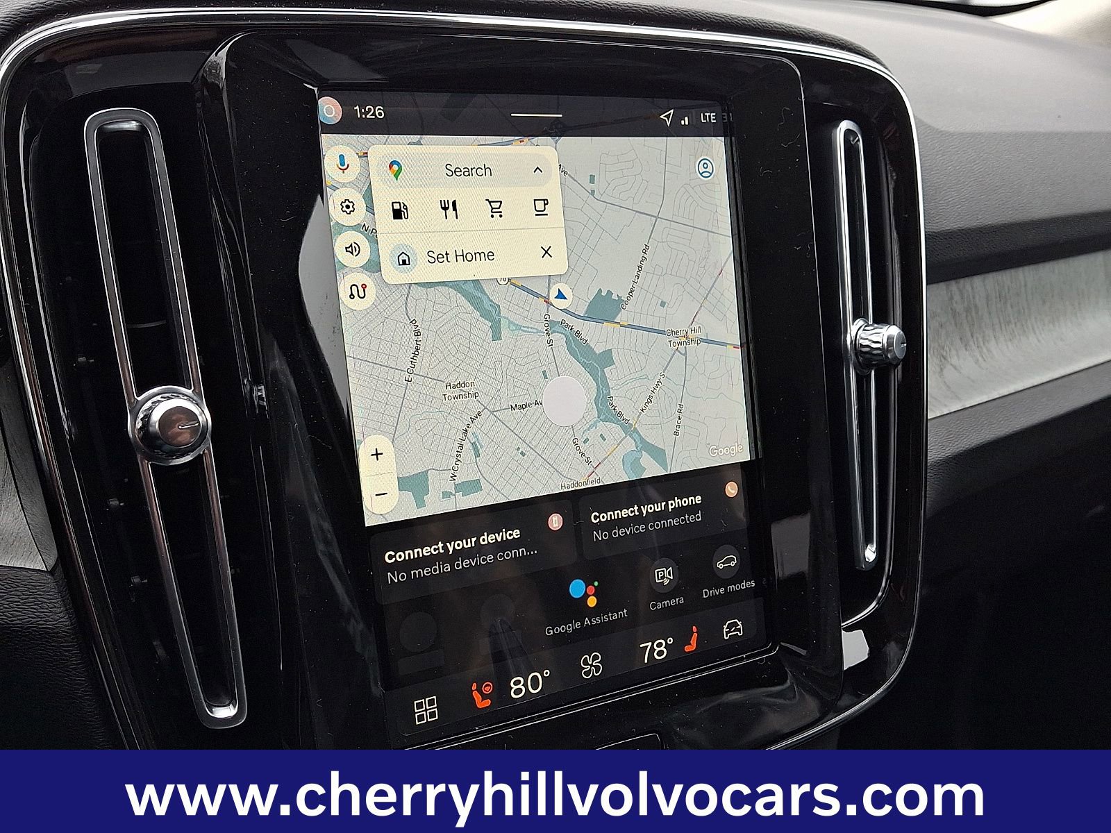 New 2026 Volvo XC40 B5 Core w/ Protection Package Premier image 13