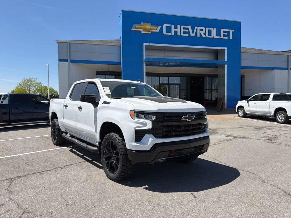 New 2026 Chevrolet Silverado 1500 LT Trail Boss w/ Convenience Package II AWD/4WD image 1