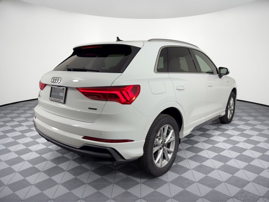 Certified 2025 Audi Q3 2.0T Premium Plus w/ Premium Plus Package AWD/4WD image 9