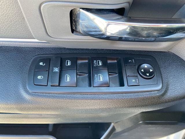 Used 2023 RAM 1500 Classic SLT w/ Protection Group AWD/4WD image 17