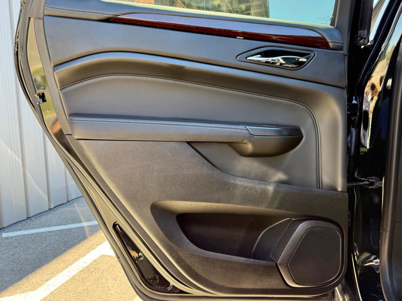 Used 2014 Cadillac SRX Luxury FWD image 22
