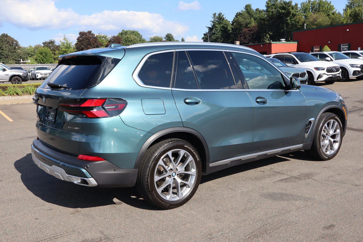 Used 2025 BMW X5 xDrive40i image 5