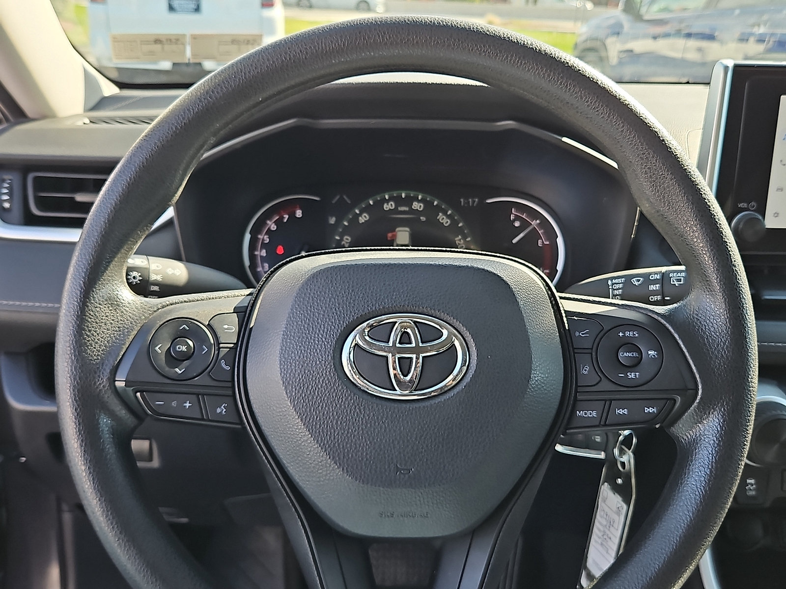 Used 2024 Toyota RAV4 LE AWD/4WD image 18
