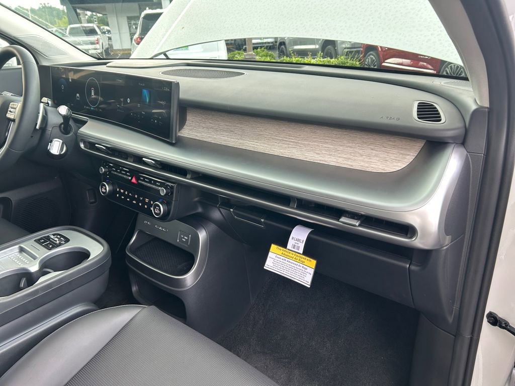 New 2026 Hyundai Ioniq 9 SEL image 26