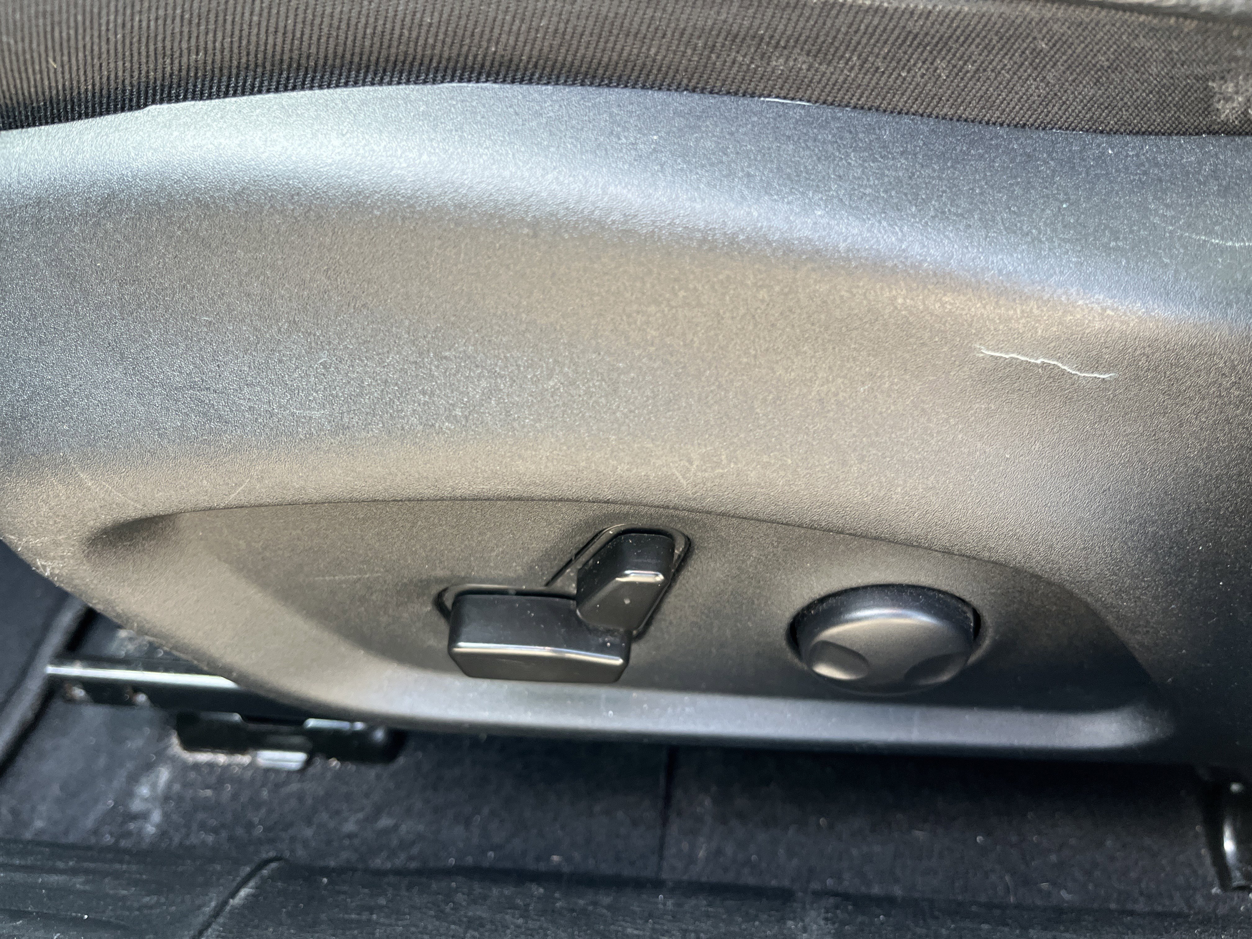 Used 2022 Jeep Compass Limited w/ Sun and Sound Group image 13