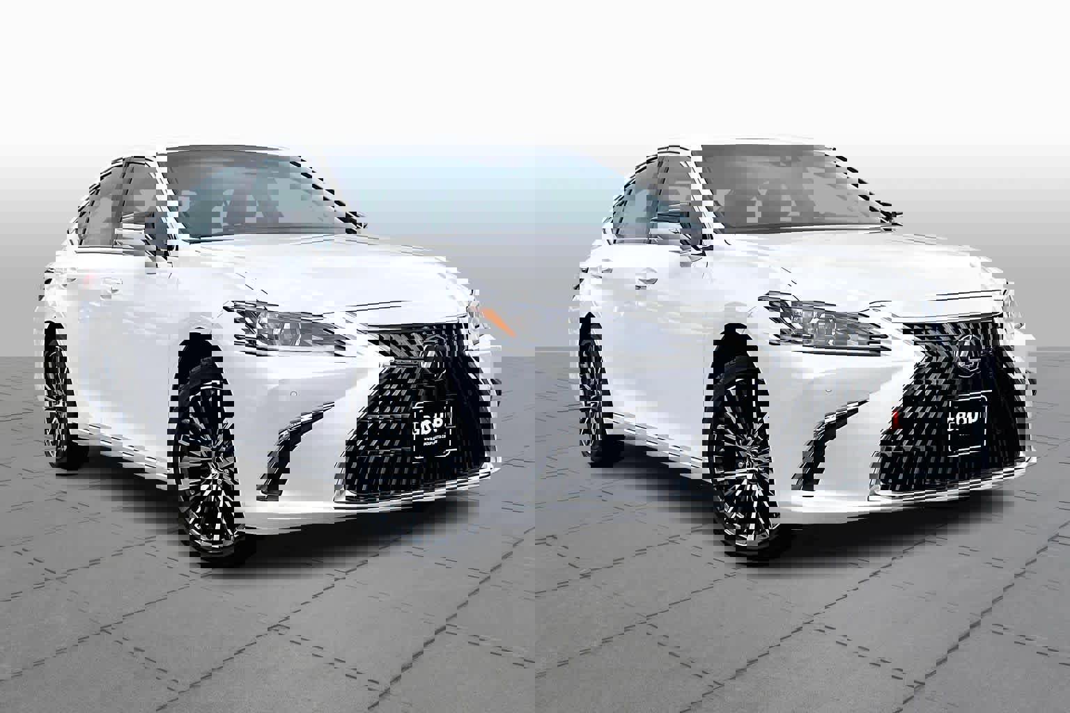 Used 2024 Lexus ES 300h w/ Premium Package image 3