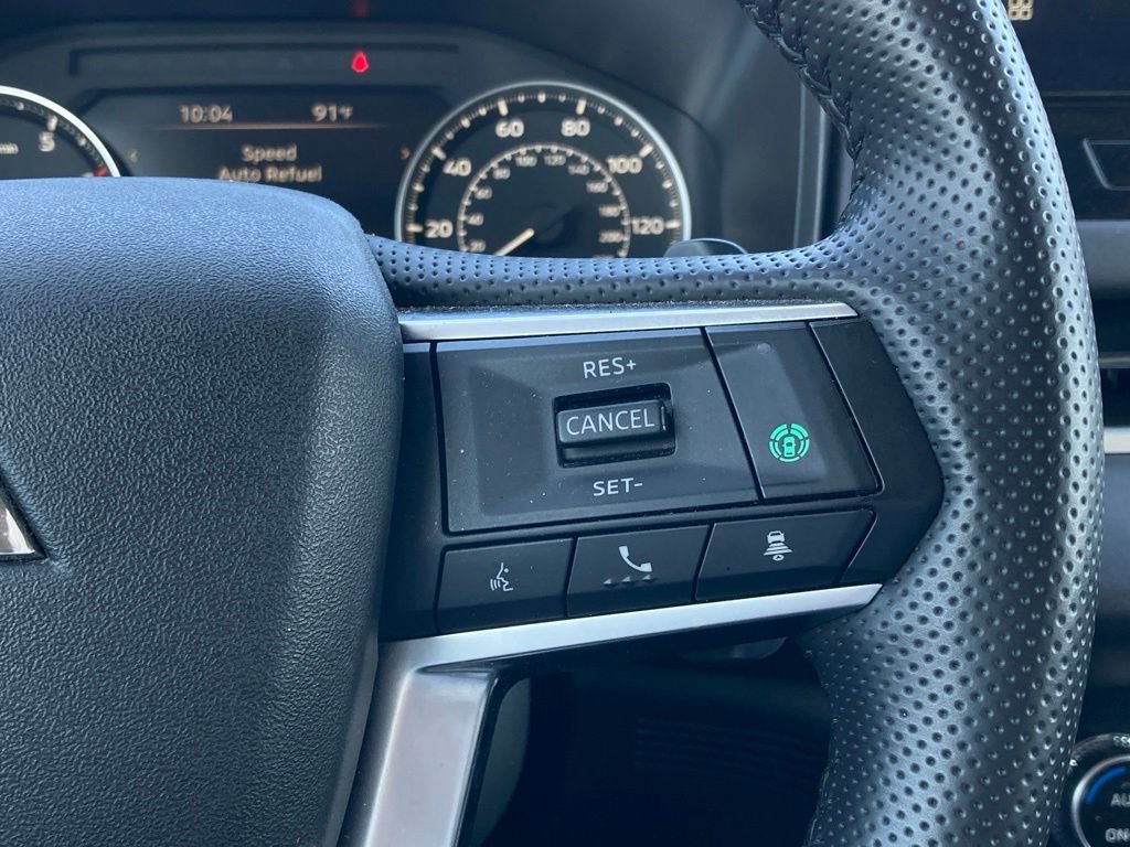 Used 2025 Mitsubishi Outlander SE FWD image 17