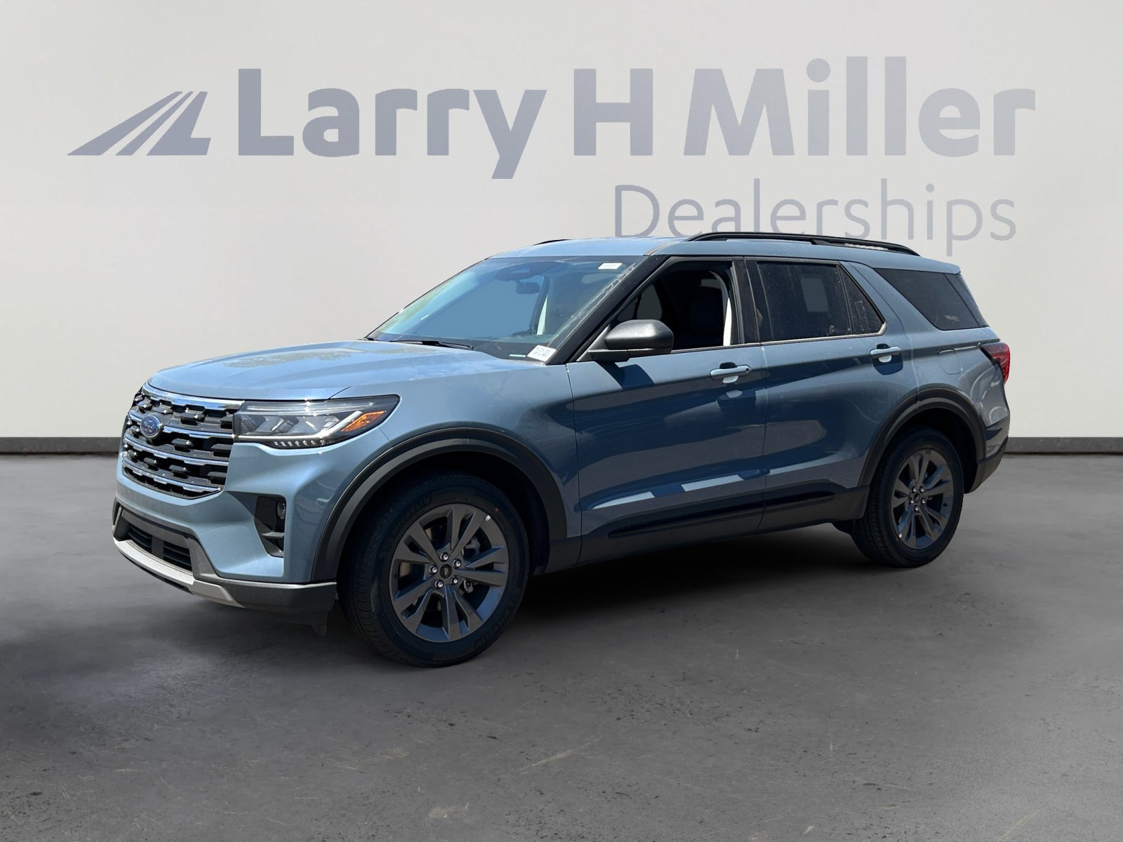 New 2026 Ford Explorer Active w/ Active Comfort Package