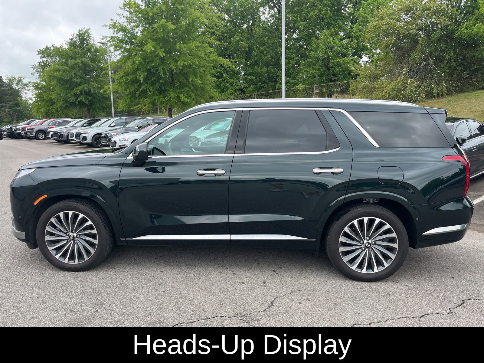 Used 2025 Hyundai Palisade Calligraphy FWD image 9