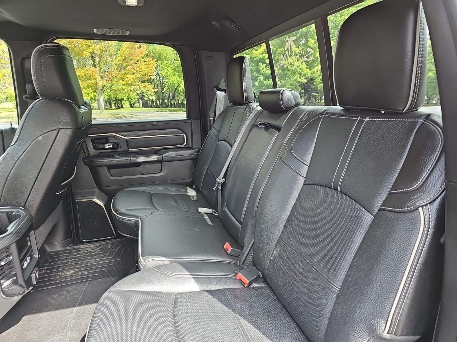 Used 2022 RAM 2500 Limited w/ Night Edition AWD/4WD image 18
