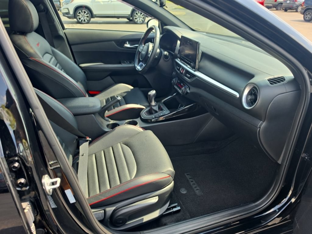 Used 2024 Kia Forte GT FWD image 33