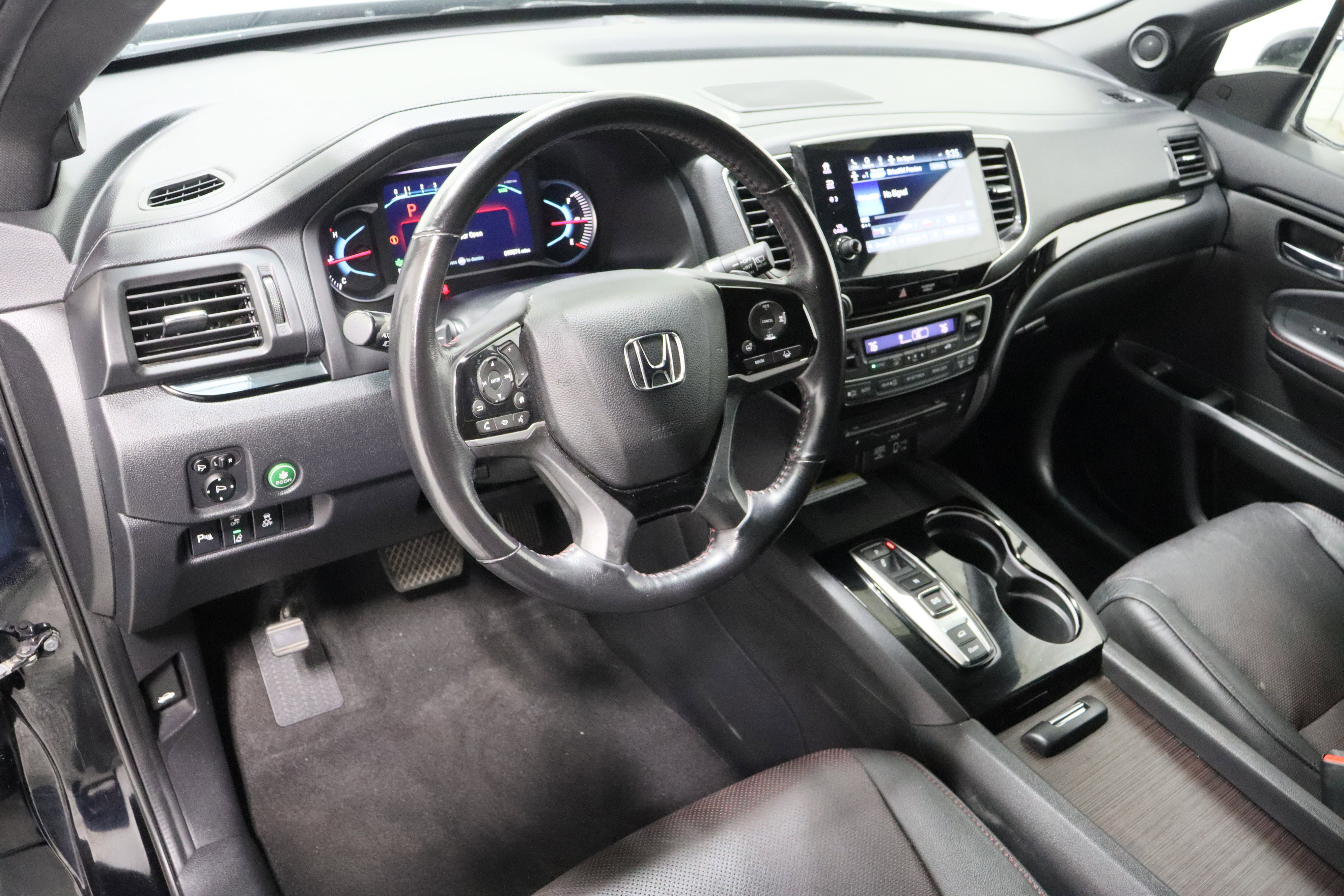 Used 2020 Honda Pilot Black Edition image 13