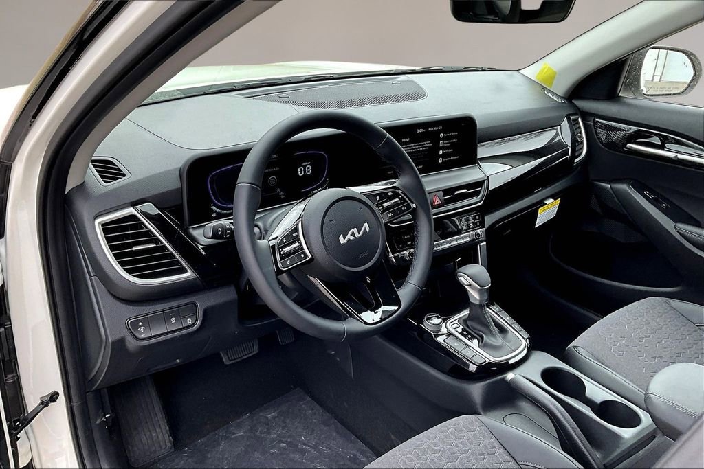 New 2026 Kia Seltos S AWD/4WD image 7