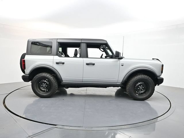 New 2026 Ford Bronco Big Bend w/ Black Diamond Package AWD/4WD image 8