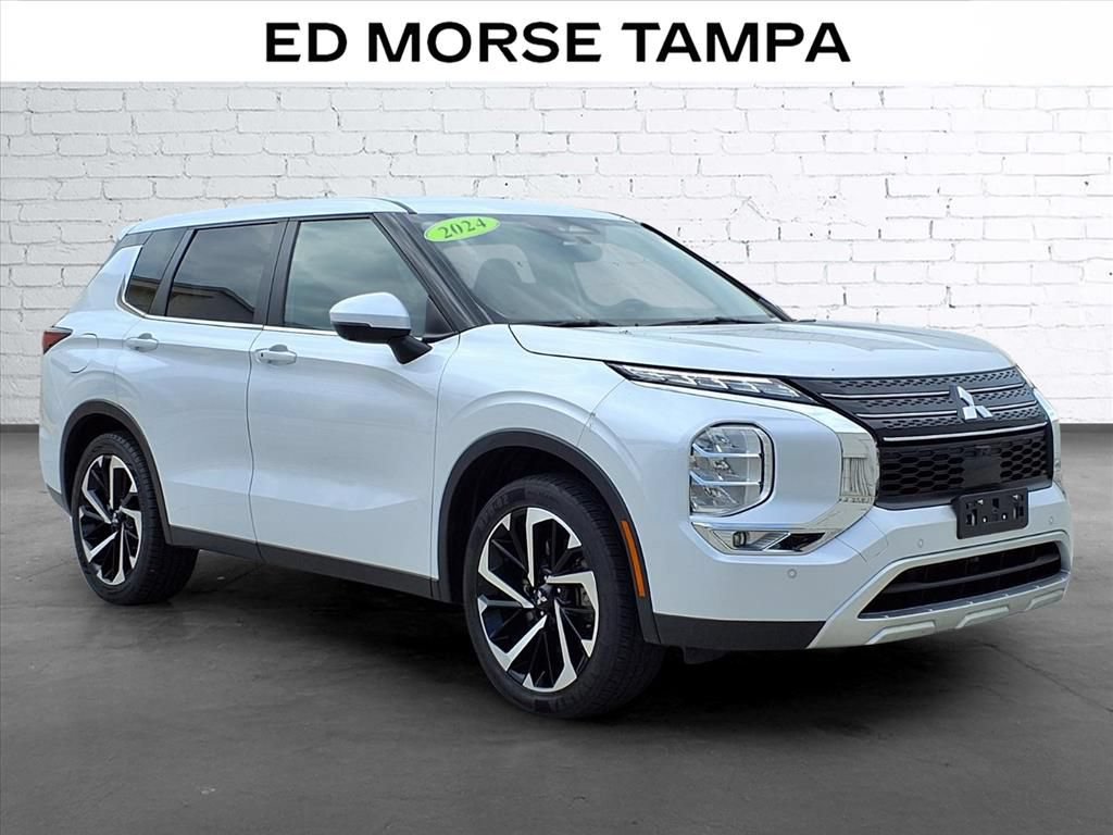 Used 2024 Mitsubishi Outlander SE FWD image 5