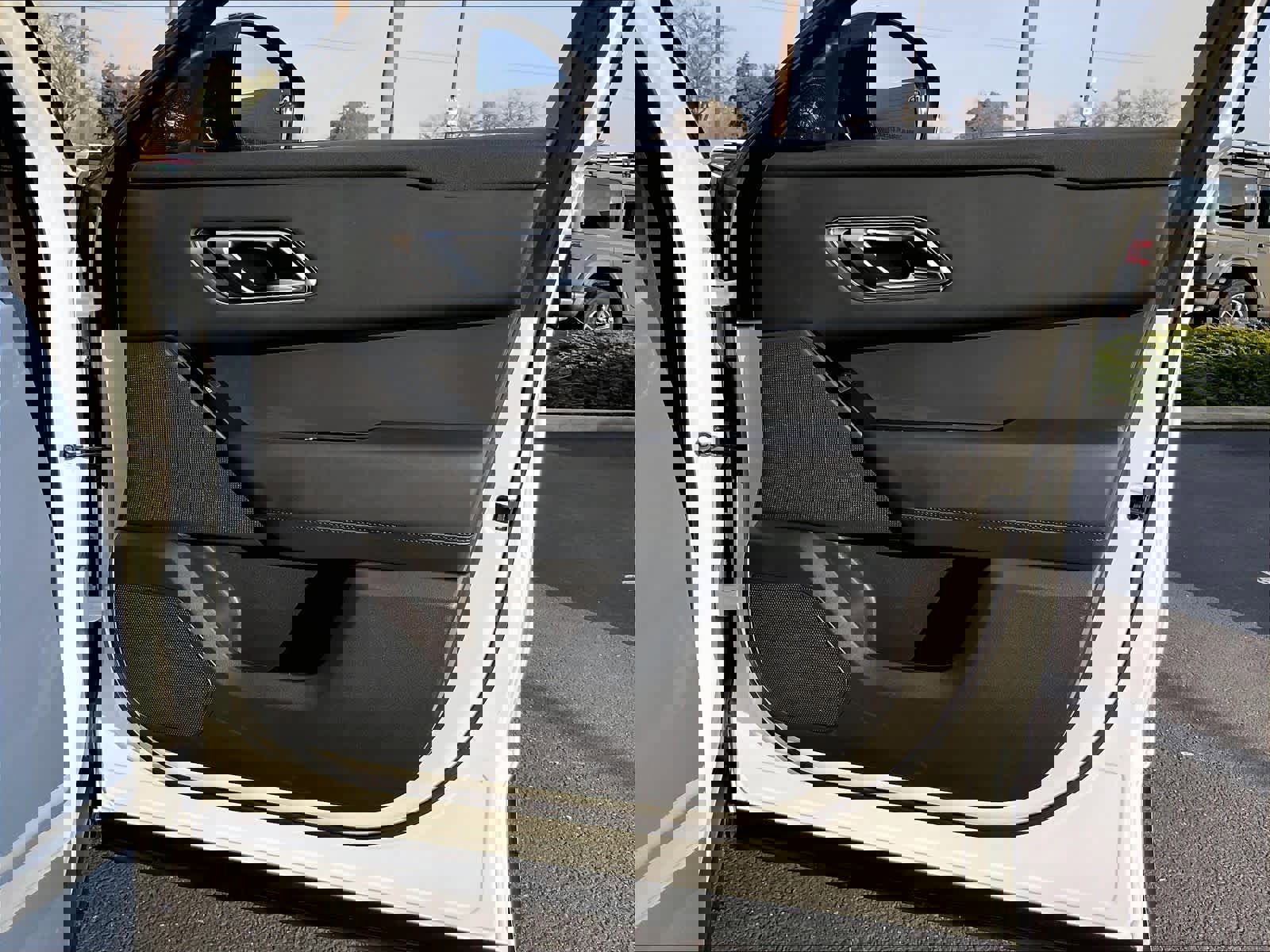 Used 2026 Land Rover Range Rover Velar S image 25