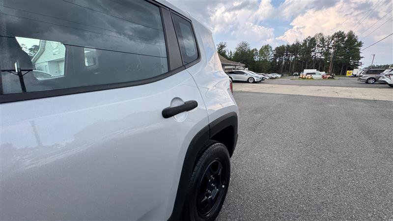 Used 2021 Jeep Renegade Sport AWD/4WD image 17