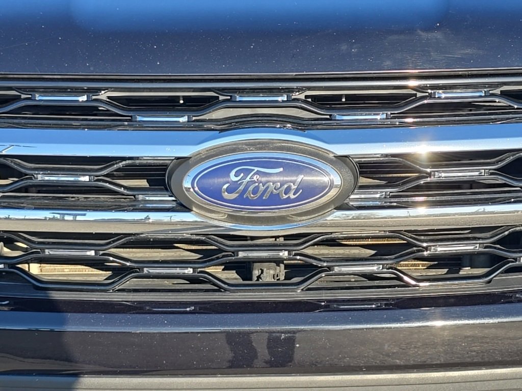 Used 2023 Ford Expedition Limited image 39