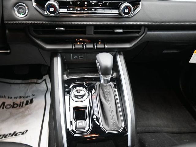 New 2025 Chevrolet Colorado LT w/ LT Convenience Package image 33