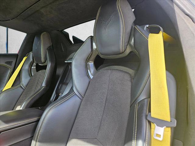 Used 2021 Chevrolet Corvette Stingray Premium Conv w/ Z51 Performance Package RWD image 11