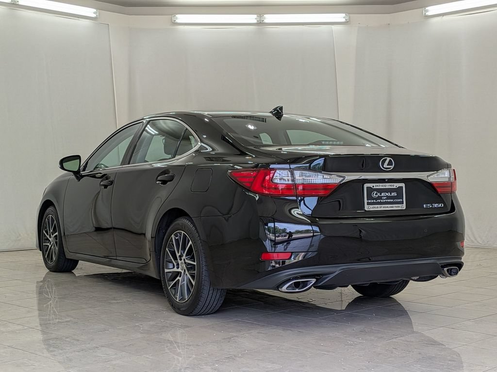 Used 2017 Lexus ES 350 w/ Luxury Package FWD image 6