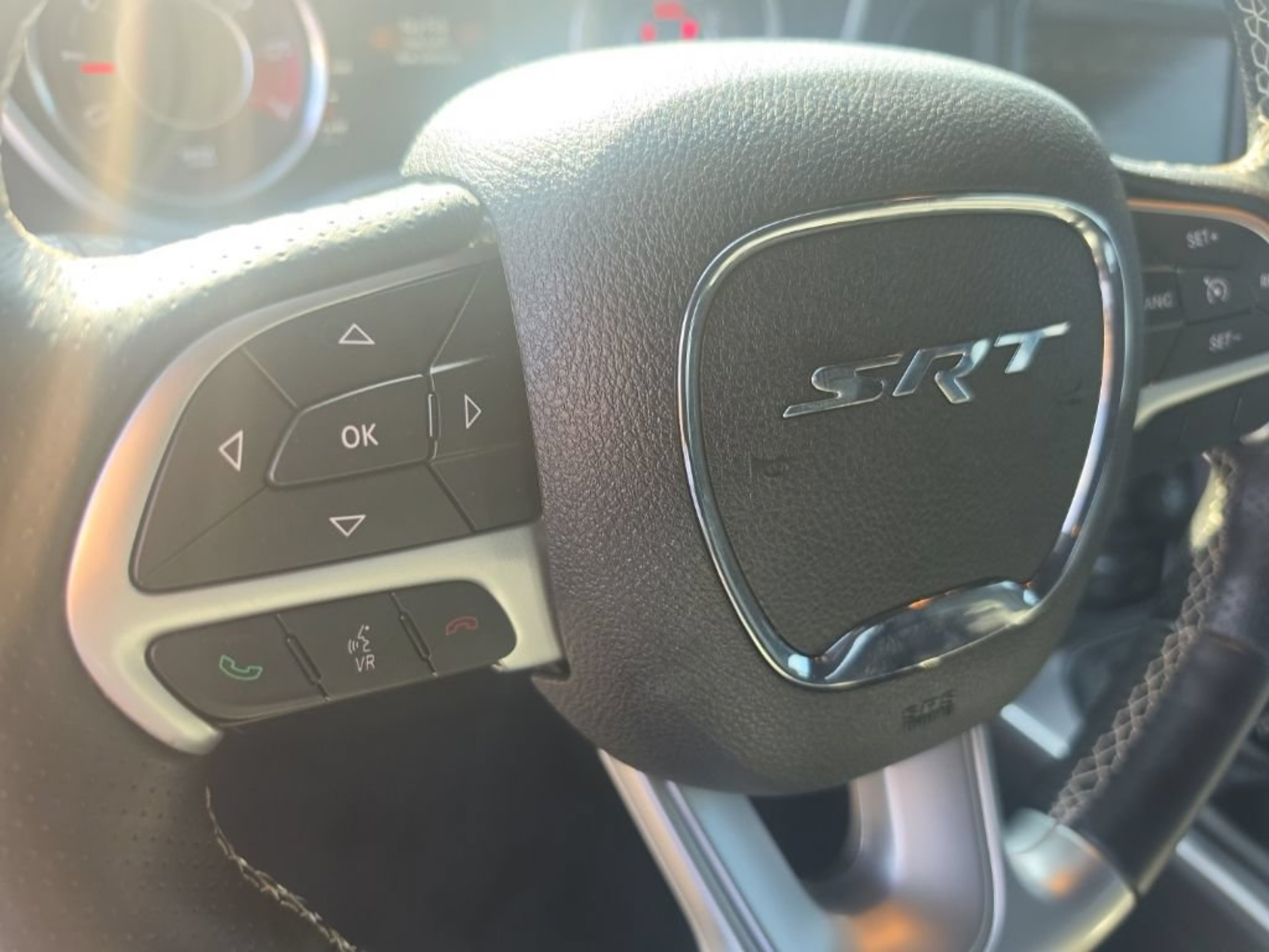 Used 2016 Dodge Challenger SRT w/ Technology Group RWD image 14