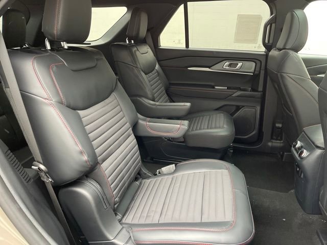 New 2026 Ford Explorer ST-Line w/ ST-Line Street Pack image 33