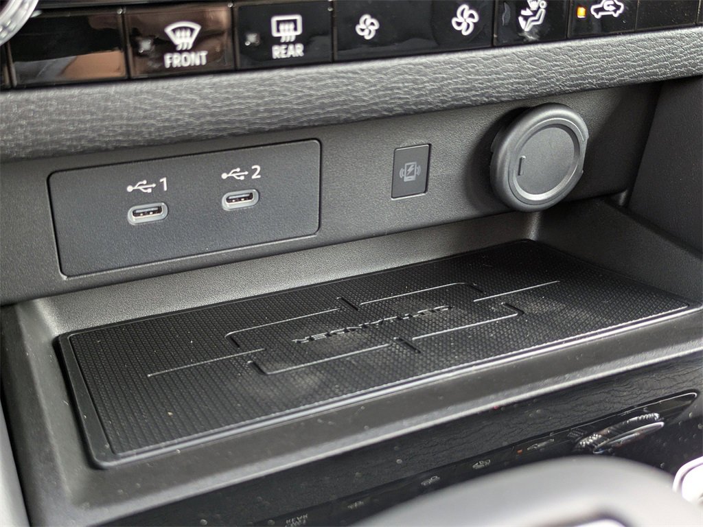 New 2025 Mitsubishi Outlander SE image 23