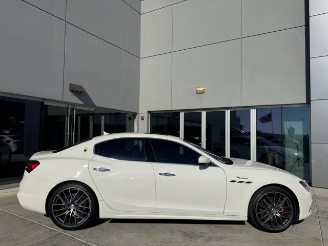 Certified 2022 Maserati Ghibli Modena Q4 image 9