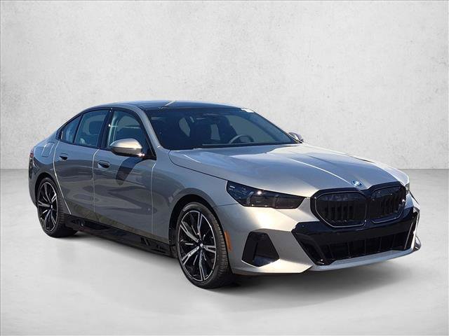 New 2026 BMW 550e xDrive AWD/4WD image 7
