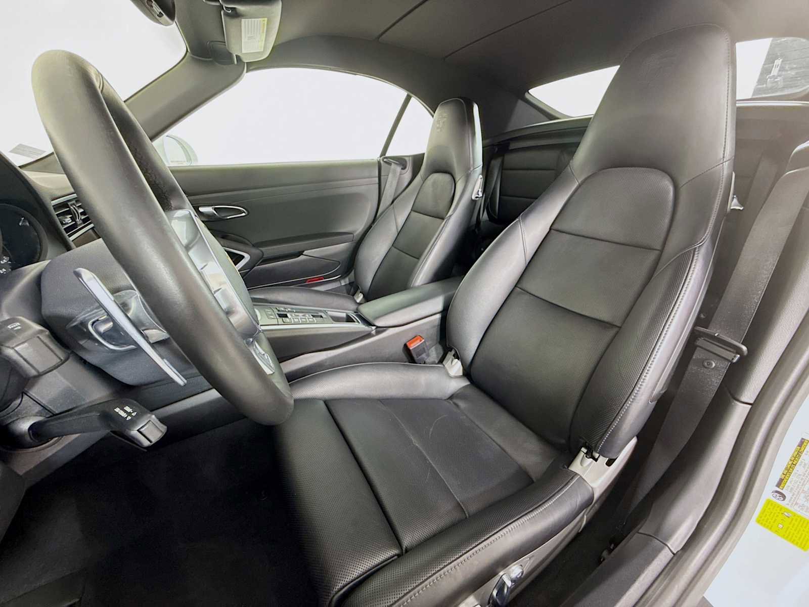 Certified 2016 Porsche 911 Carrera S RWD image 5