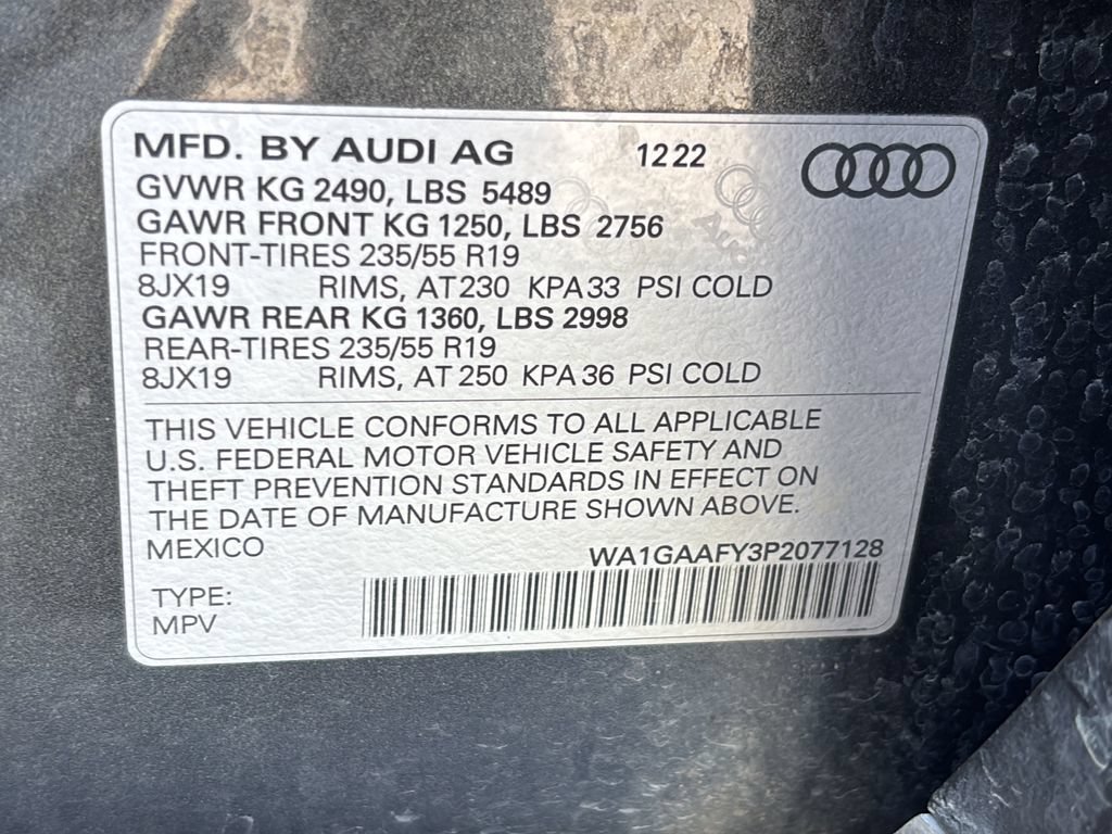 Used 2023 Audi Q5 2.0T Premium w/ Convenience Package AWD/4WD image 39