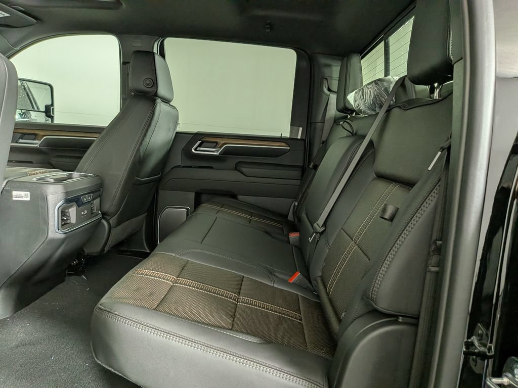 New 2026 Chevrolet Silverado 3500 High Country w/ High Country Premium Package AWD/4WD image 30