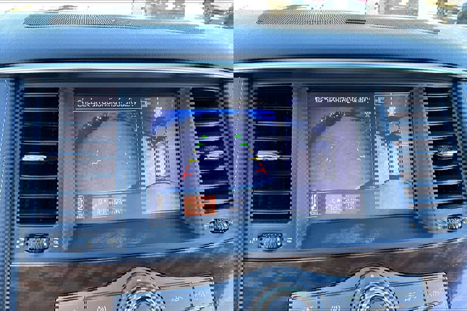 Used 2018 Nissan Armada SL w/ Moonroof Package image 25