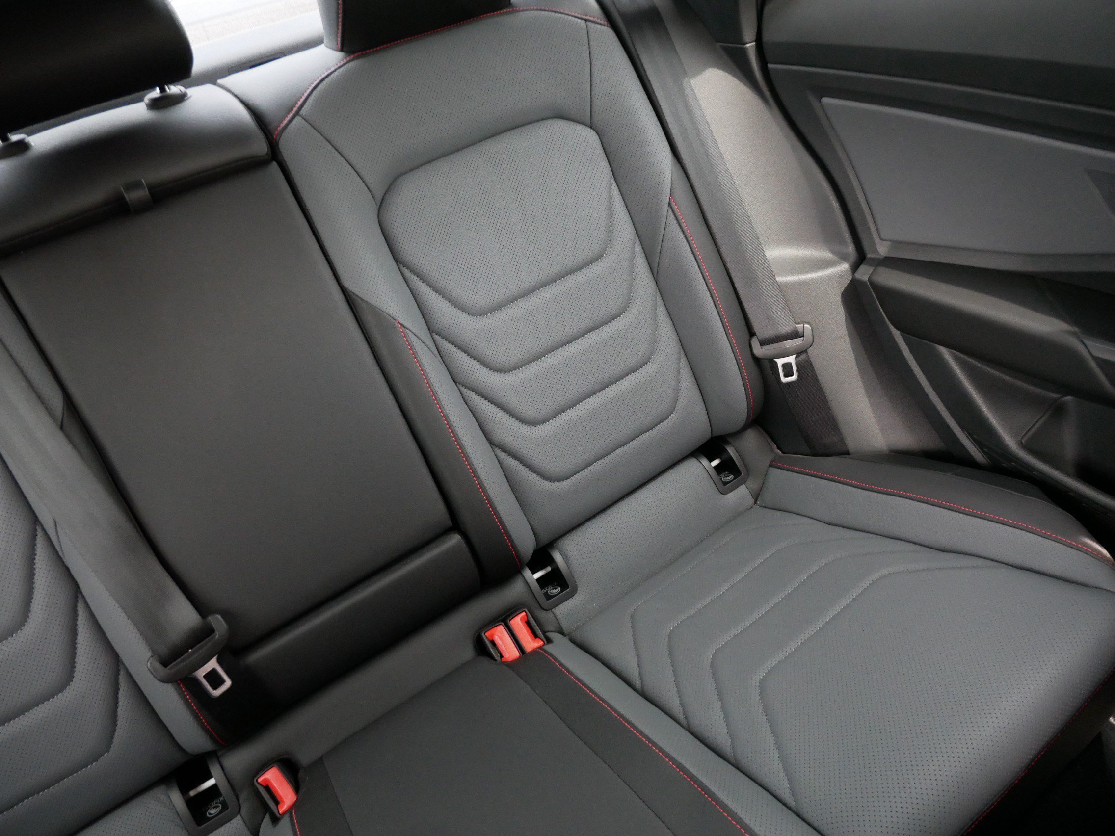 Certified 2025 Volkswagen Jetta GLI Autobahn w/ GLI Black Package FWD image 14