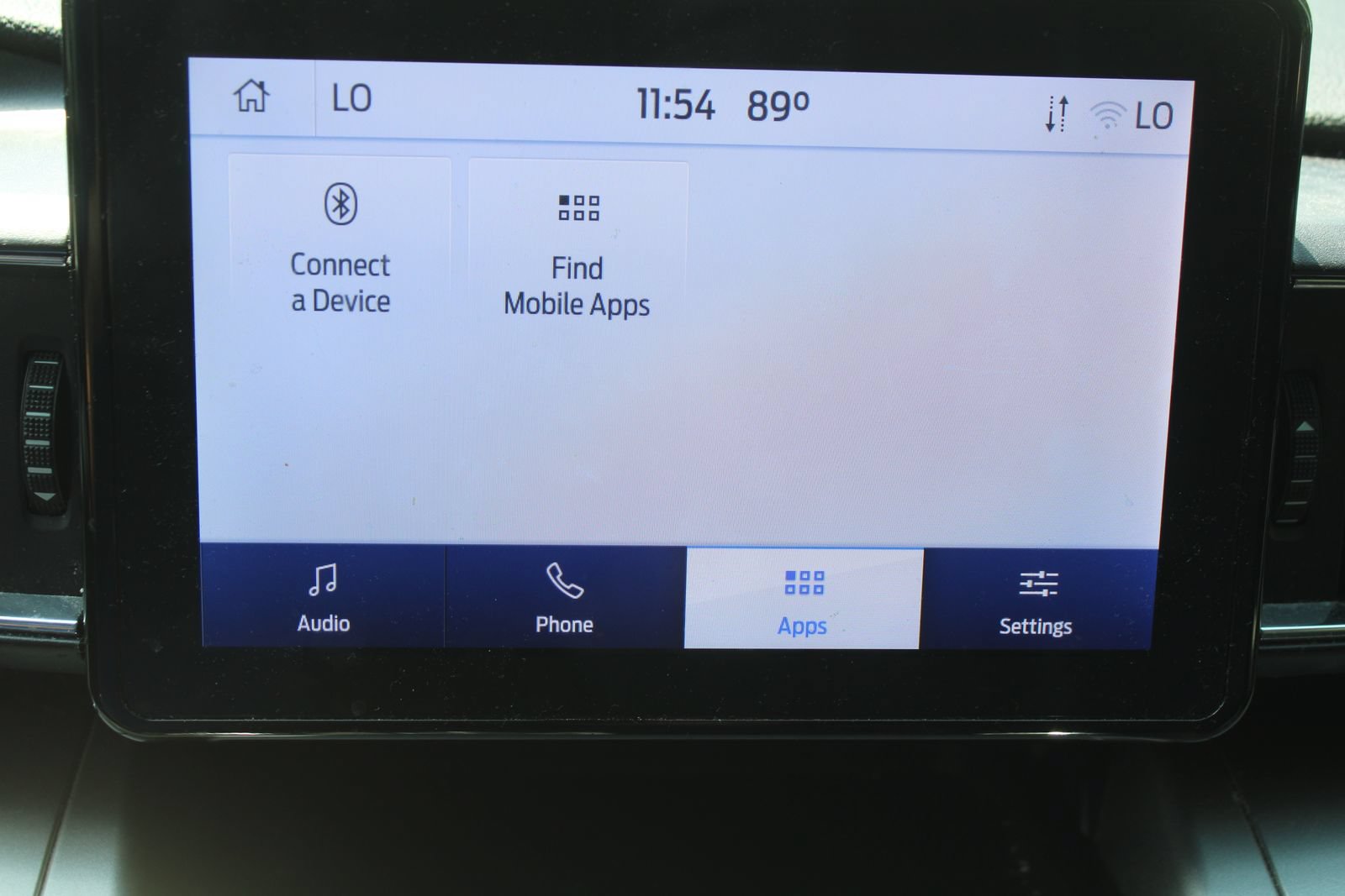 Used 2022 Ford Explorer XLT w/ Equipment Group 202A AWD/4WD image 47