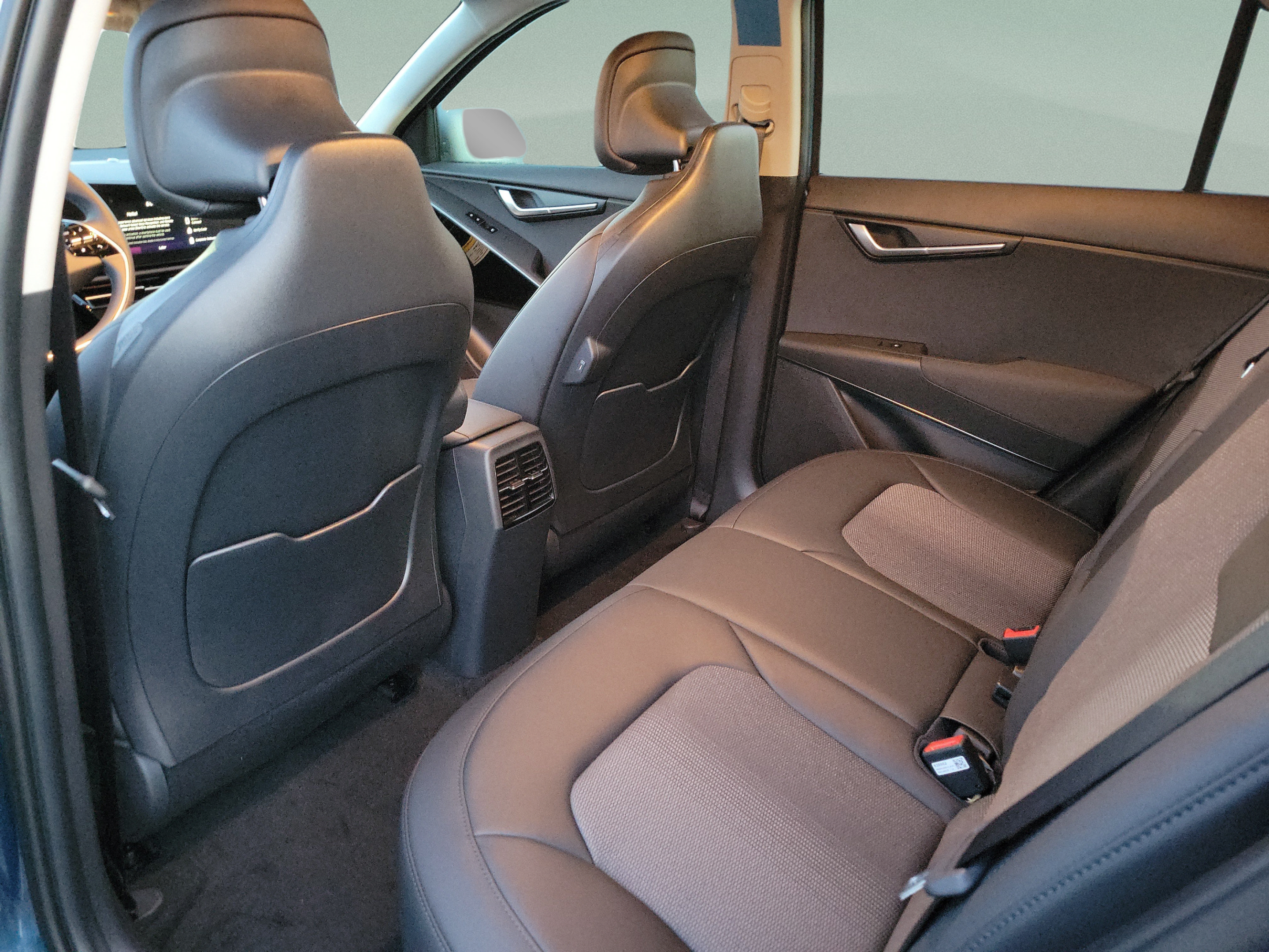 New 2026 Kia Niro Wind FWD image 8