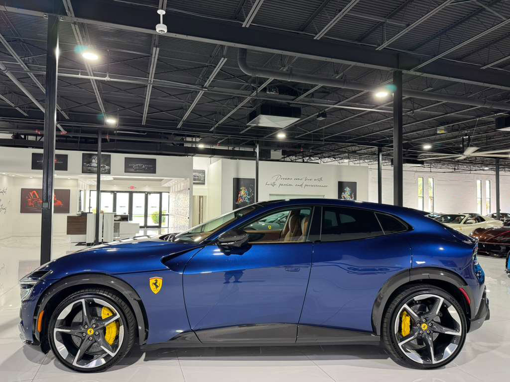 Used 2024 Ferrari Purosangue image 4