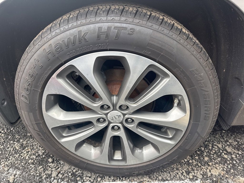 Used 2014 Kia Sorento SX image 13