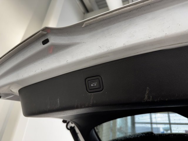 Used 2025 Chevrolet Blazer Premier w/ Driver Confidence II Package image 39