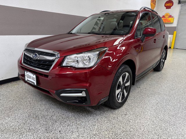 Used 2017 Subaru Forester 2.5i Premium w/ All-Weather Package image 3