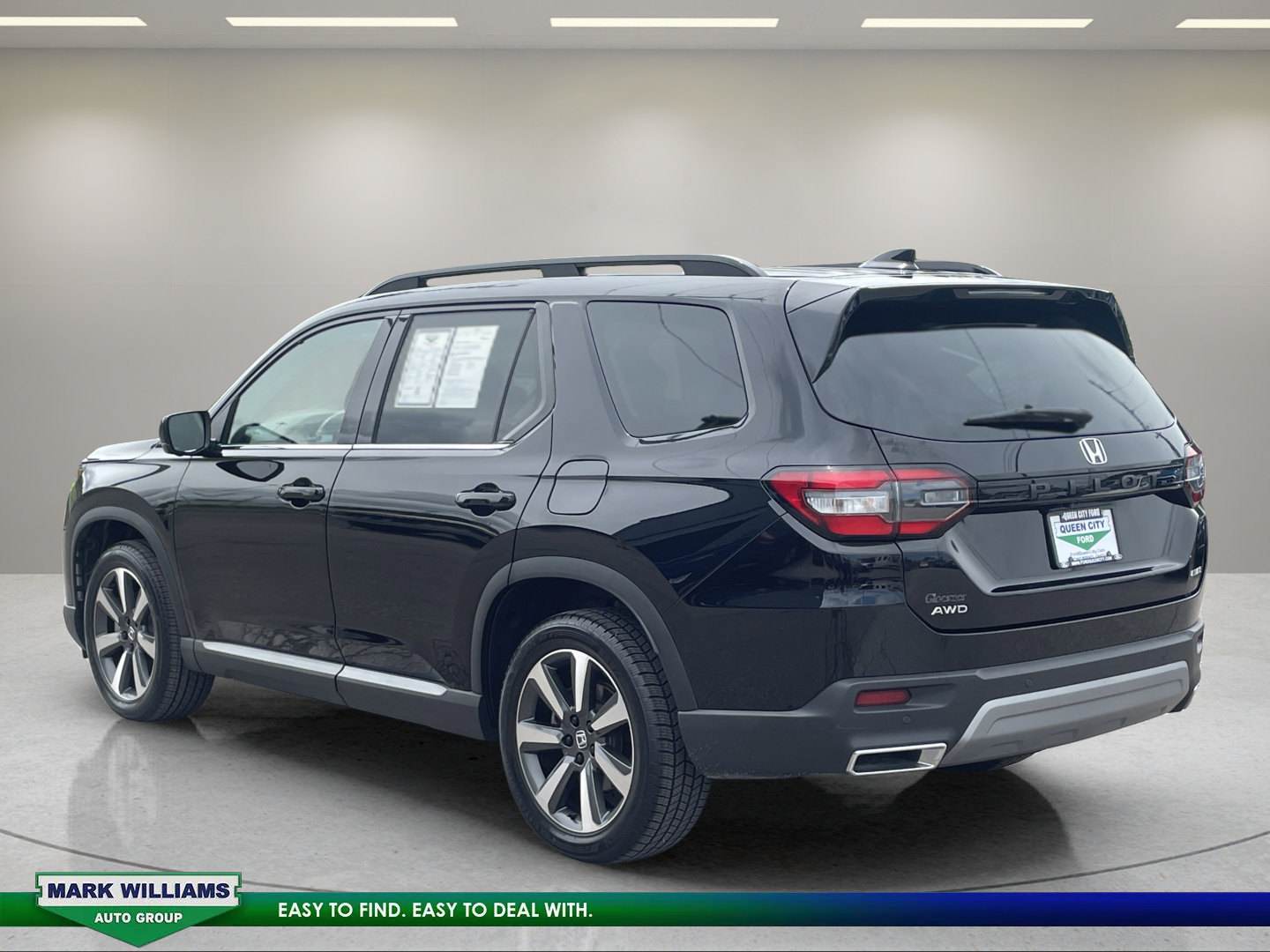 Used 2023 Honda Pilot Elite image 5